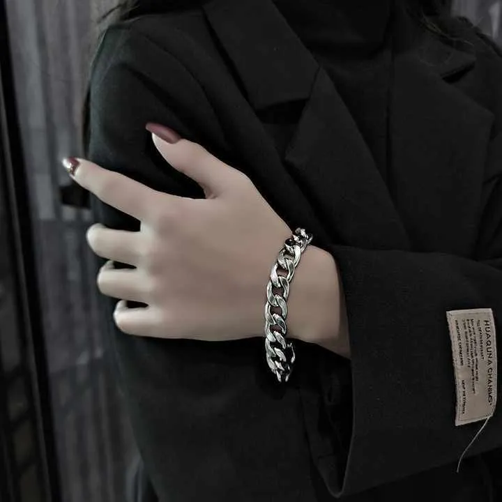 الفضة الإسترلينية عيار 925925 sterling silver