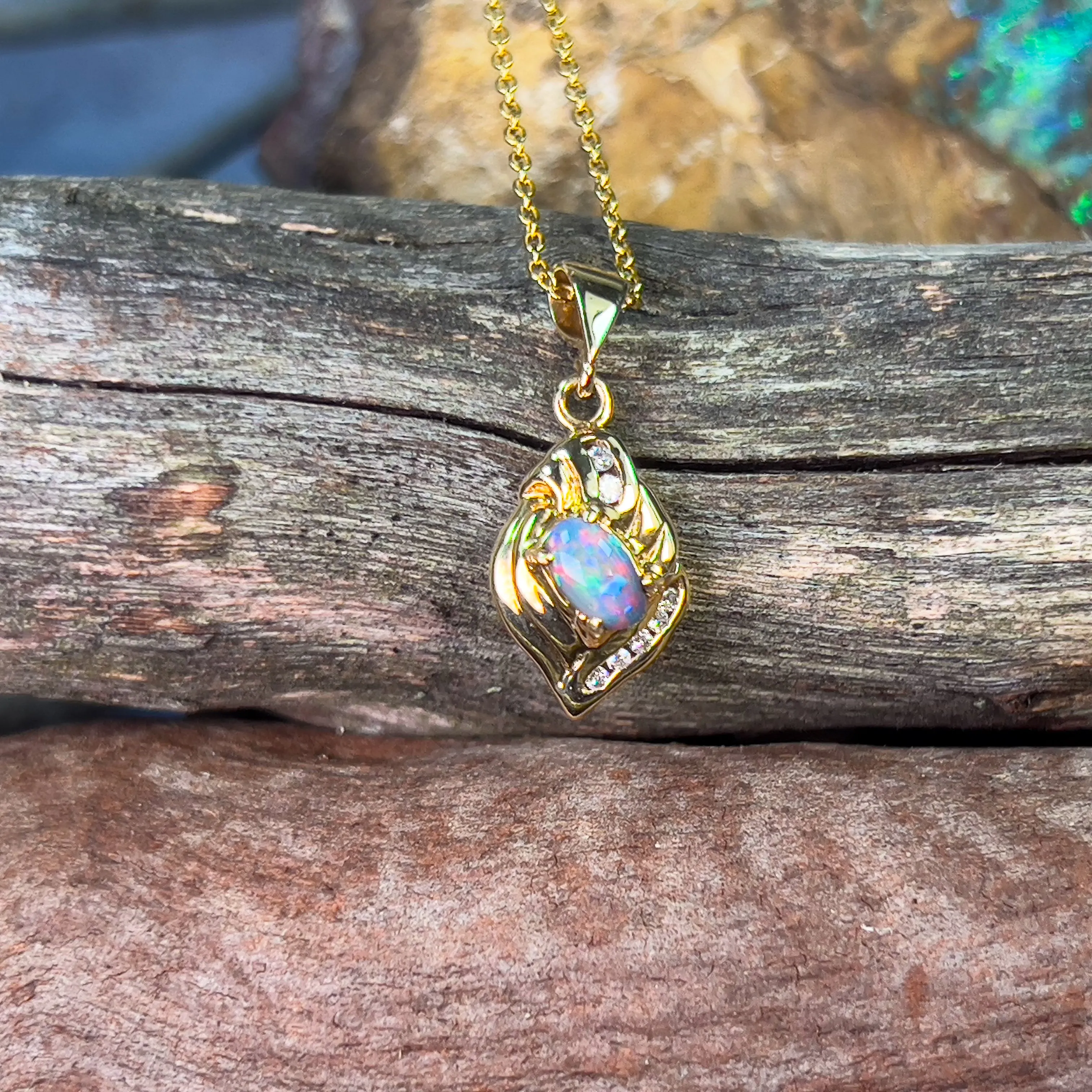 18kt Yellow Gold Black Opal 0.45ct pendant