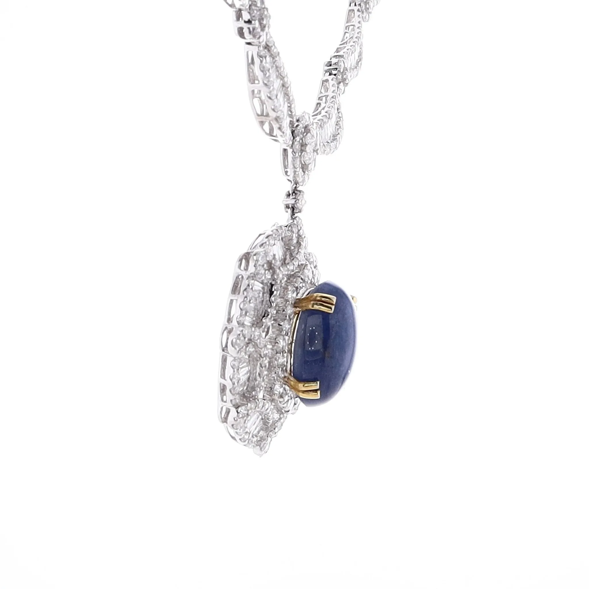 Estate 18k White Gold Star Sapphire and Diamond Scallop Design 16 Necklace