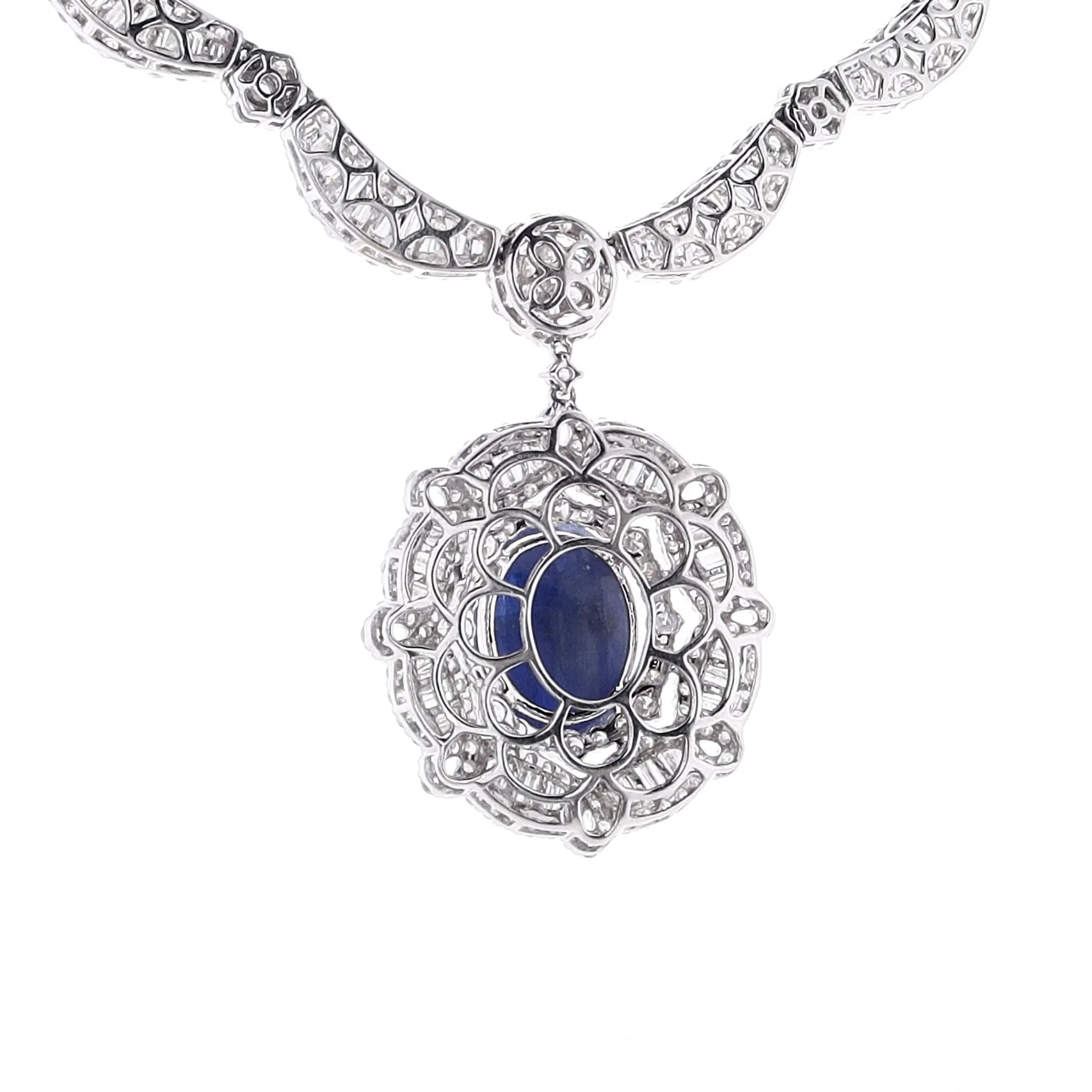 Estate 18k White Gold Star Sapphire and Diamond Scallop Design 16 Necklace