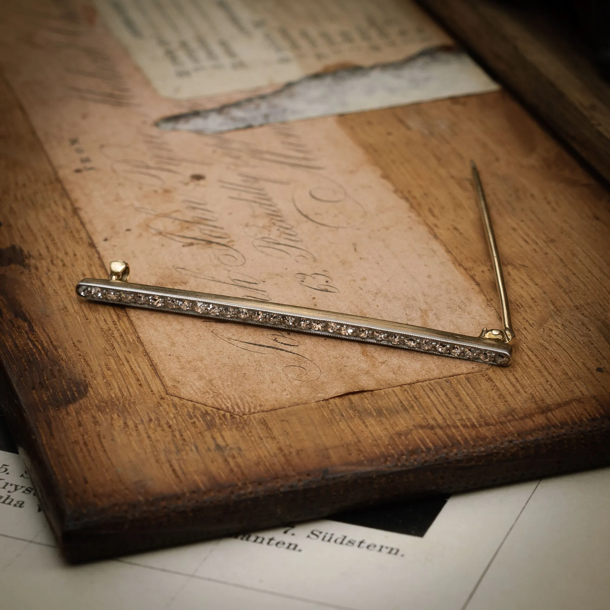 Extravagantly Fine Art Deco Diamond Bar Pin
