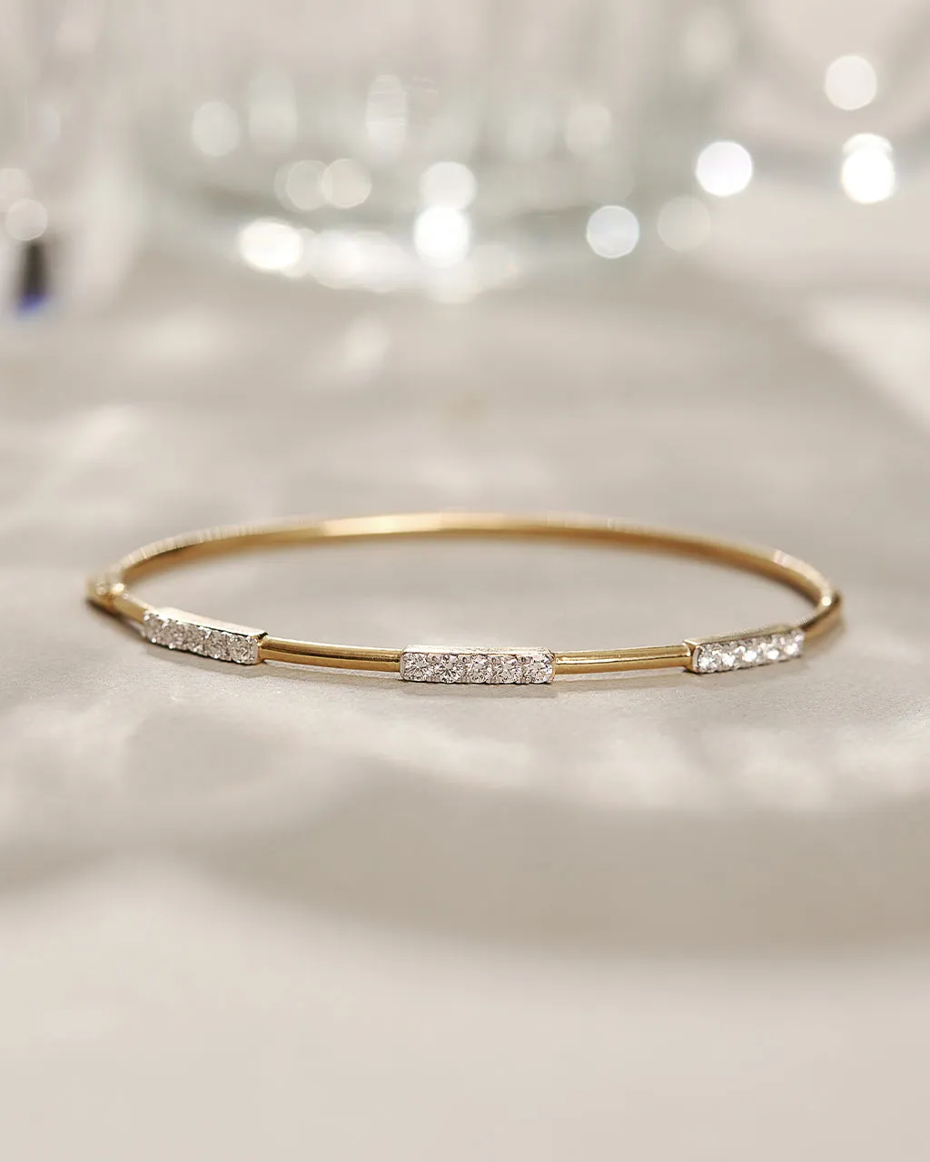 Line Diamond Oval Bracelet