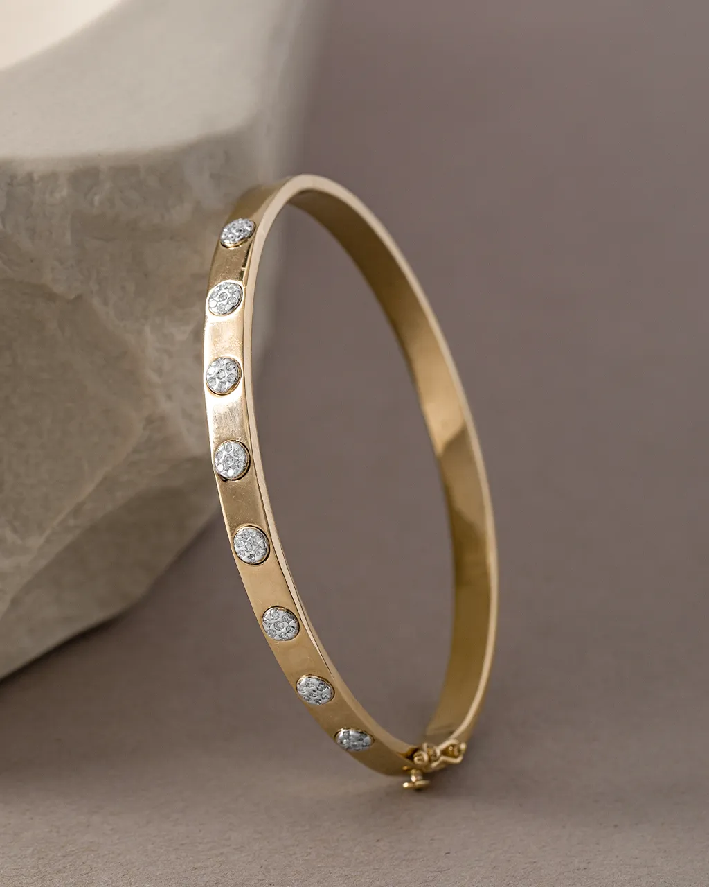 Station Diamond Oval Bracelet