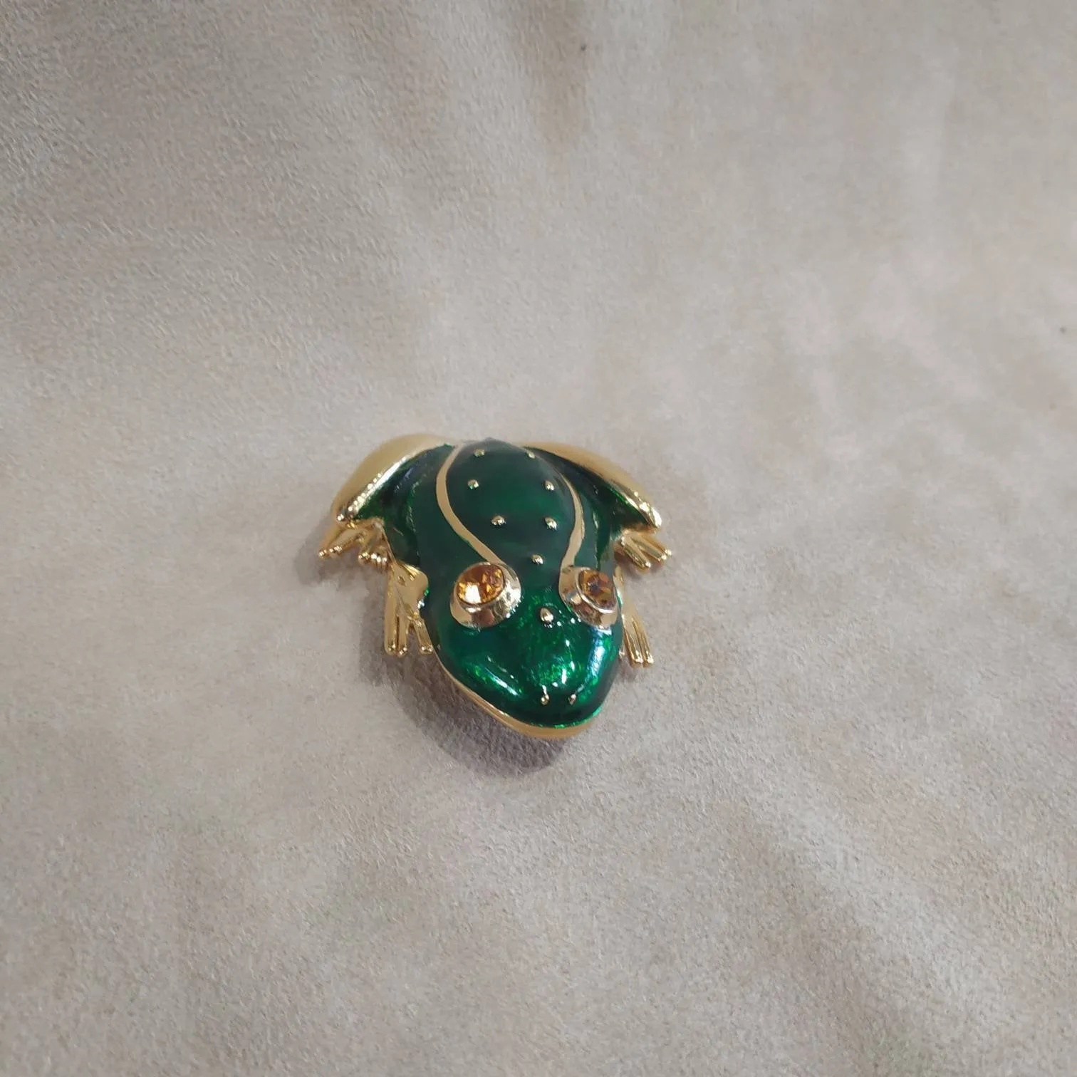 Vintage Frog brooch by Sphinx