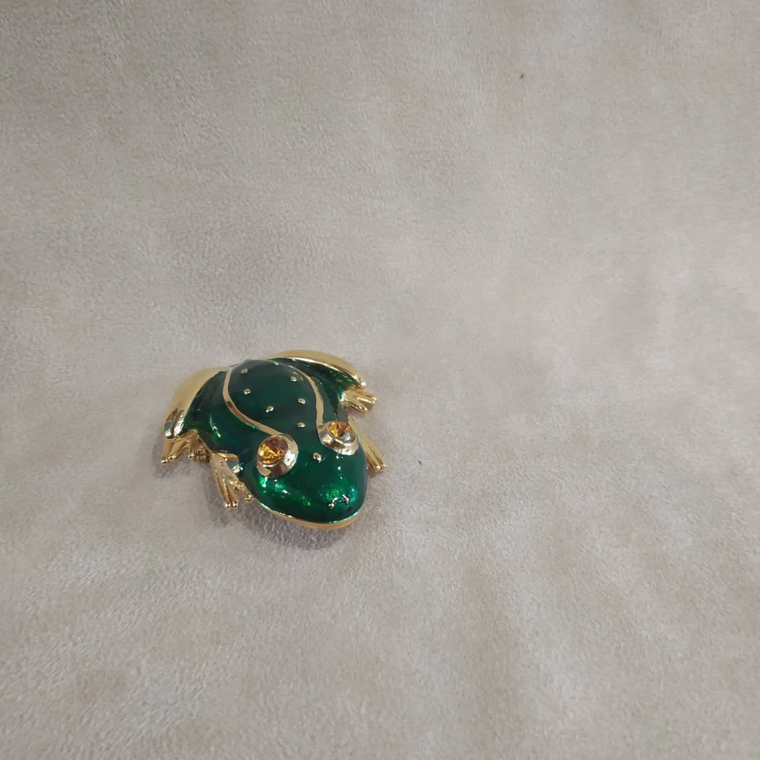 Vintage Frog brooch by Sphinx
