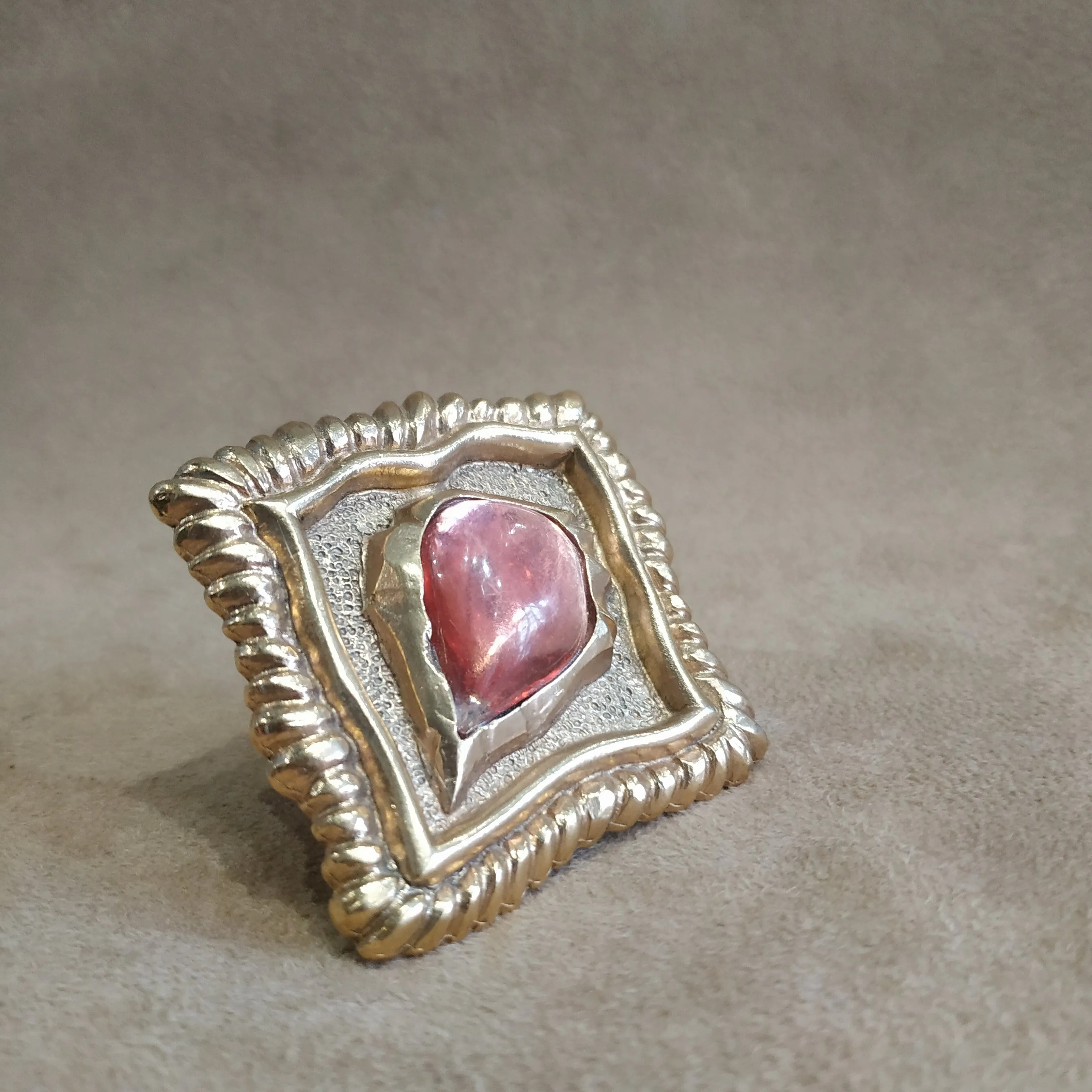 Vintage Scherrer Chunky Gold Pink l Brooch